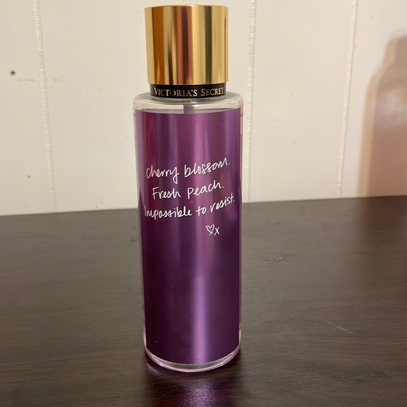 Victoria’s Secret Fragrance and Lotion - Picture 5 of 8